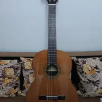 فروش گیتار کلاسیک مانوئل رودریگوئز مدل C1 در حد نو
