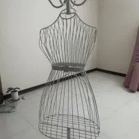 چوب لباسی و لوستر