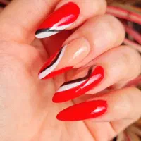 ناخن خیلی حرفه ای و تمیز میخوای بیا|آرایشی، بهداشتی، درمانی|نور, |دیوار