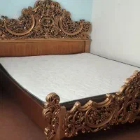 تخت خواب دو نفره سلطنتی
