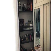 یک عدد میز آرایش ایستاده|تخت و سرویس خواب|تهران, ابوذر|دیوار