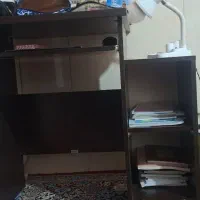میز تحریر کاملا سالم و نو
