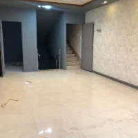 مغازه ۹۰ متری دو طبقه + روف‌گاردن خیابان شریعتی