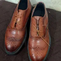 کفش چرم جهت معاوضع با پرنده