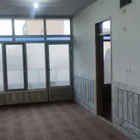 اجاره ویلای طبقه اول (روی همکف)۳خواب|اجارهٔ خانه و ویلا|خمینیشهر, |دیوار