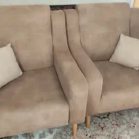 یک دست مبل هفت نفره|مبلمان خانگی و میز عسلی|شیراز, قلعه شاهزاده بیگم|دیوار