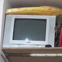 تلوزیون قدیمی رنگی