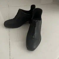 کفش|کیف، کفش، کمربند|زنجان, |دیوار