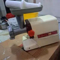 چرخ خیاطی برقی وچزخ گوشت|سایر لوازم برقی|تهران, منیریه|دیوار