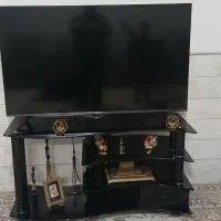 میز تلویزیون بسیار تمیز