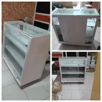 ویترین مغازه