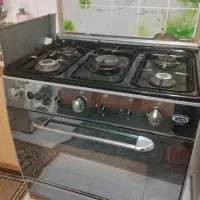 احاق گاز طرخ فر سالم و تمیز
