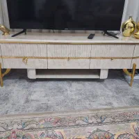 میز تلوزیون جا کفشی تمیز بدون شکستگی