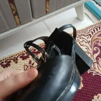 کفش های بچه گانه وزنانه.