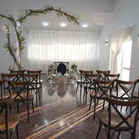 مدیر تالار پذیرایی و کافه رستوران
