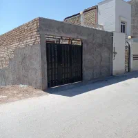 در حیاط 3لنگه