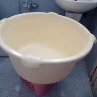 لگن بزرگ و سالم و سبد رخت چرک