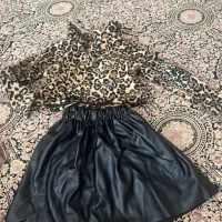 تعدادی لباس دخترانه|کفش و لباس بچه|شیراز, ریشمک|دیوار