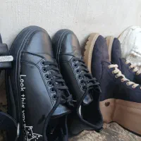 کفش و نیم بوت کتونی