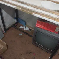 میز کار پایه آهنی