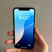 آیفون ۱۱ نرمال بسیار تمیز