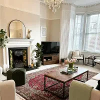 نیازمند خانم جوان برا مرتب کردن منزل