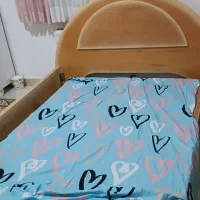 یک عدد تخت دونفره به فروش میرسد|تخت و سرویس خواب|رشت, حمیدیان|دیوار