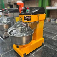 خمیرزن اسپیرال۳و۵کیلویی خمیرگیر نانوایی موتورداخل|اجاق گاز و لوازم برقی پختوپز|مشهد, کشف|دیوار