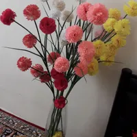 گلدان با گل در حد نو