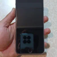 iphone 8 plus 64 سالم و در حد نو