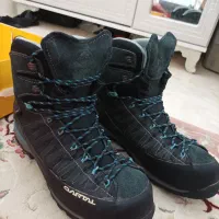 کفش کوهنوردی