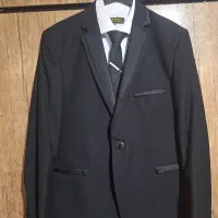 کت و شلوار وپیراهن وکمربند