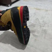 کفش کوهنوردی ویژه حرفه ای هادومدل کمیابLaSportiva|کیف، کفش، کمربند|تهران, حبیب الله|دیوار