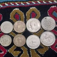 چند عدد سکه قدیمی