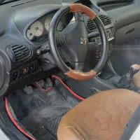 پژو ۲۰۶وی ۸|خودرو سواری و وانت|نجف‌آباد, مزرعه طالب|دیوار