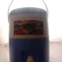 کلمن نو تمیز آبی رنگ