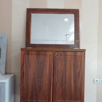کنسول و آینه