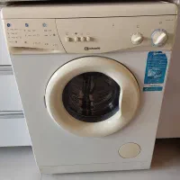 فروش  فوری  لباسشویی آلمانی Bauknecht