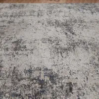 یک جفت فرش ۱۲ متری ، ۷۰۰ شانه