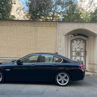 BMW 528i