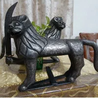 شیر تموم نقره کوب علامت دست کوب