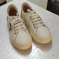 کتونی سایز ۳۸