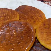فطیر شیرمال خانگی با کیفیت مناسب|خوردنی و آشامیدنی|شیروان (خراسان), |دیوار