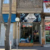 مغازه ۵۲ متری همکف حاشیه خیابان تجاری دائم