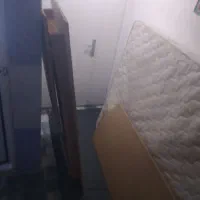 کفی تخت چوبی و تشک دو نفره