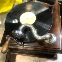 گرامافون|کلکسیون اشیاء عتیقه|تهران, پارک شهر|دیوار