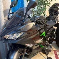 کاوازاکی۲۵۰ دوسیلند مدل۱۴۰۴