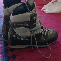 کفش کوه نوردی اسکارپاساخت ایتالیا ..