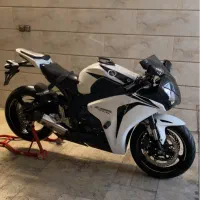 موتور 1000 cbr