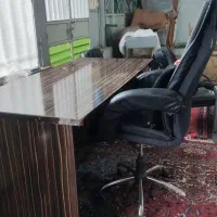 میز و صندلی اداری